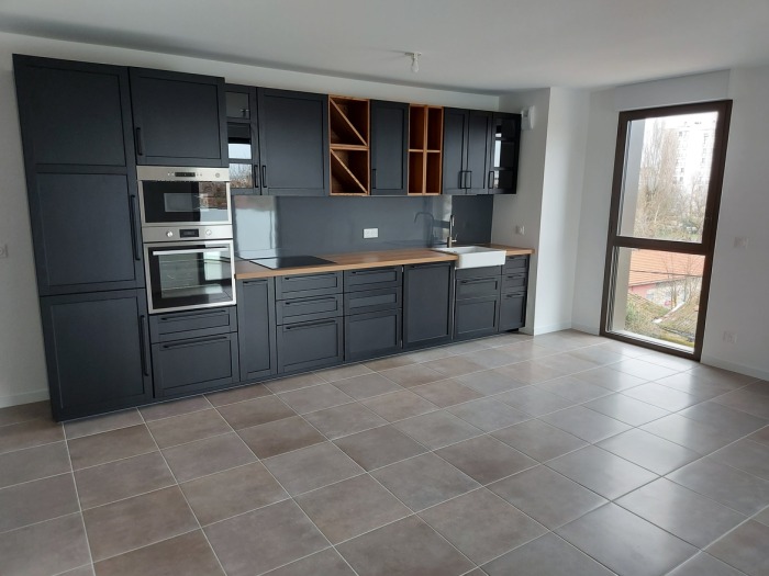 Image 5 sur 10 - Appartement  ·  Location · Bordeaux (33800) · 4 pièces · 86m²