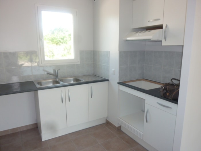 Image 1 sur 7 - Appartement  ·  Location · Macau (33460) · 3 pièces · 71m²