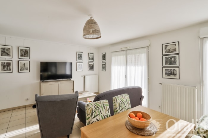 Image 2 sur 10 - Appartement  ·  Vente · Vaulx En Velin (69120) · 3 pièces · 57m²