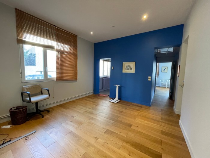 Image 10 sur 12 - Immeuble  ·  Vente · Bordeaux (33000) · 191m²