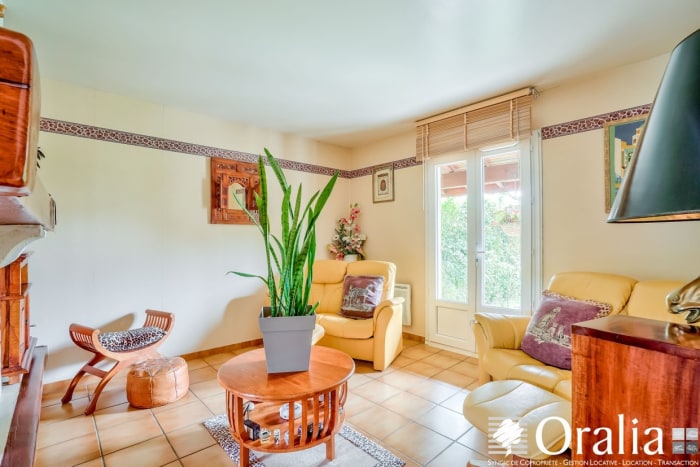 Image 5 sur 14 - Maison/villa  ·  Vente · Bordeaux (33200) · 6 pièces · 135m²