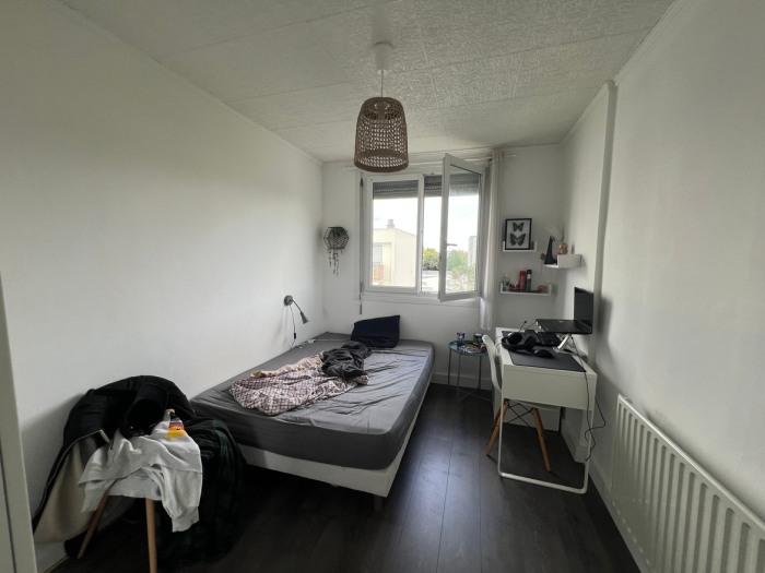 Image 5 sur 9 - Appartement  ·  Vente · Merignac (33700) · 5 pièces · 81m²