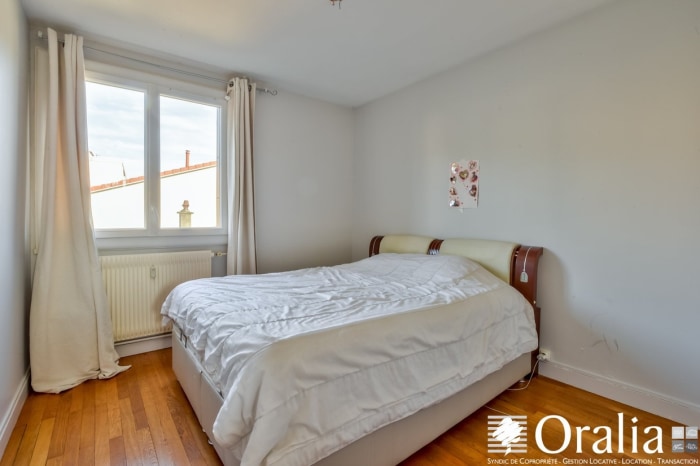 Image 6 sur 9 - Appartement  ·  Vente · Rillieux La Pape (69140) · 3 pièces · 73m²