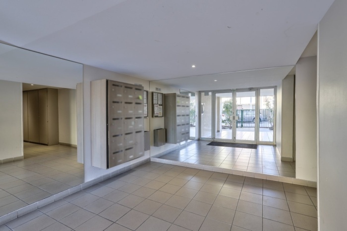 Image 9 sur 10 - Appartement  ·  Vente · Lyon (69008) · 2 pièces · 48m²