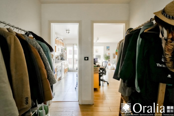 Image 11 sur 13 - Appartement  ·  Vente · Paris (75003) · 2 pièces · 56m²