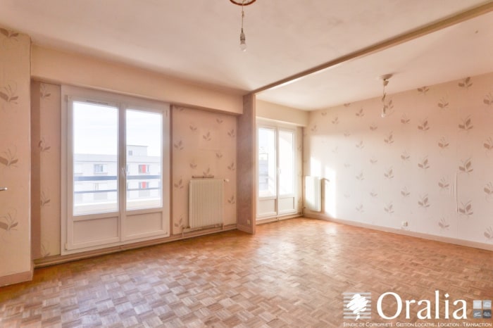 Image 5 sur 19 - Appartement  ·  Vente · Caluire Et Cuire (69300) · 6 pièces · 105m²