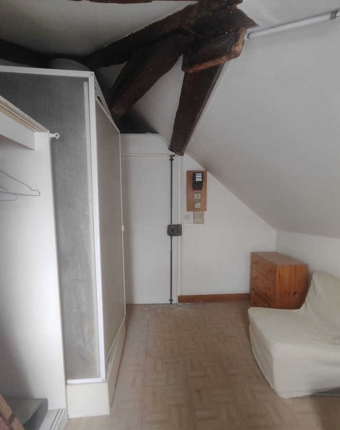 Image 2 sur 6 - Appartement  ·  Vente · Paris (75010) · 1 pièce · 4m²