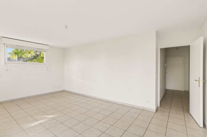 Image 9 sur 16 - Appartement  ·  Vente · Vaulx En Velin (69120) · 2 pièces · 47m²