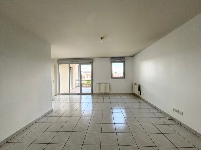 Image 5 sur 11 - Appartement  ·  Vente · Villeurbanne (69100) · 3 pièces · 71m²