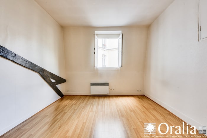 Image 10 sur 12 - Appartement  ·  Vente · Paris (75004) · 3 pièces · 45m²