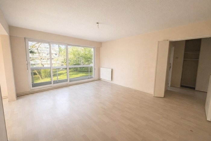 Image 1 sur 9 - Appartement  ·  Vente · Pessac (33600) · 5 pièces · 95m²