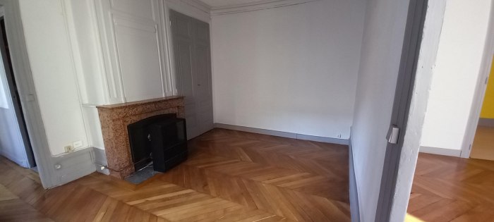 Image 3 sur 11 - Appartement  ·  Vente · Lyon (69006) · 2 pièces · 66m²