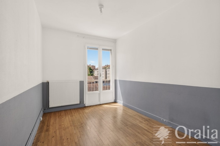 Image 6 sur 12 - Appartement  ·  Vente · Villeurbanne (69100) · 4 pièces · 60m²