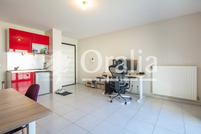 Image 2 sur 9 - Appartement  ·  Vente · Grenoble (38000) · 2 pièces · 37m²