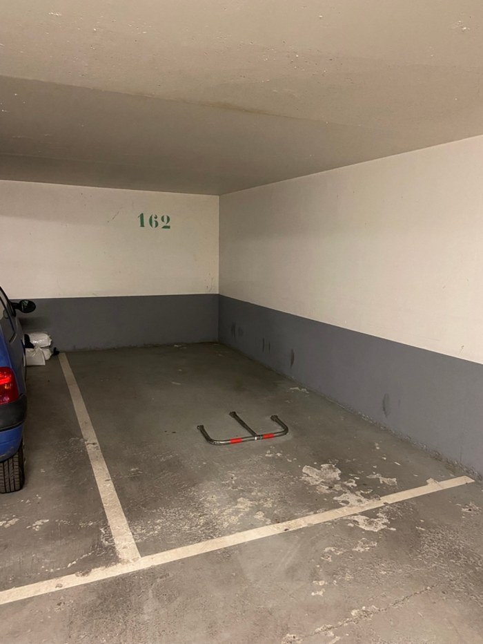 Image 1 sur 3 - Parking/box  ·  Vente · Paris (75013)