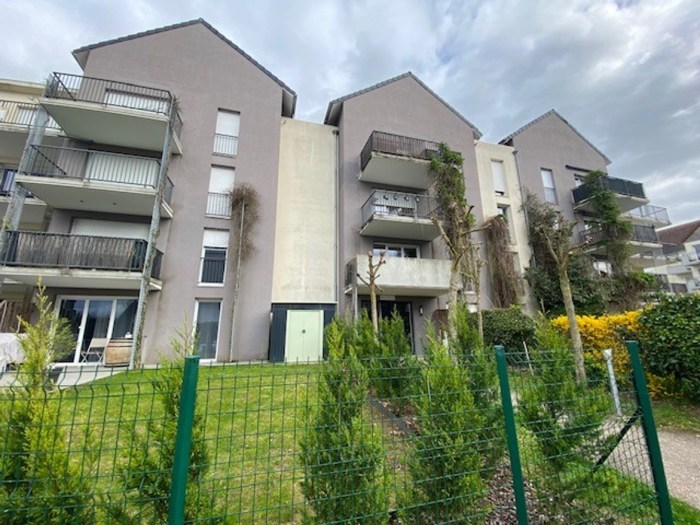 Image 2 sur 7 - Appartement  ·  Vente · Chevigny St Sauveur (21800) · 2 pièces · 38m²