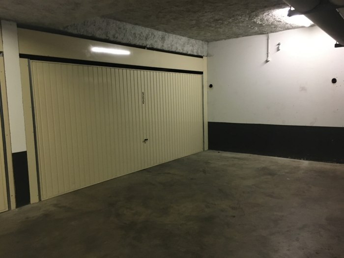 Image 1 sur 2 - Parking/box  ·  Vente · Lyon (69002)