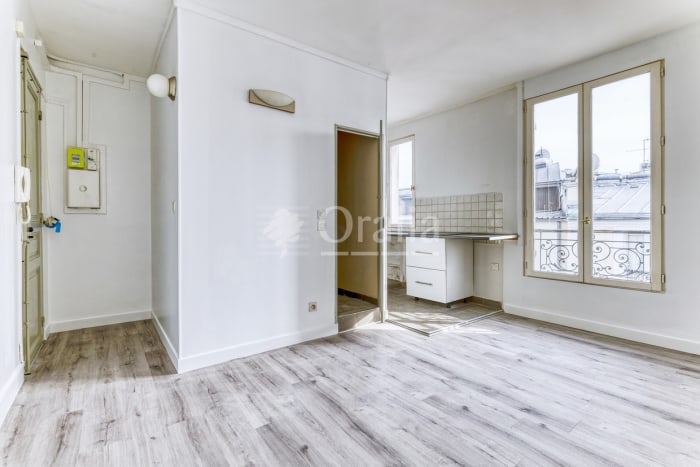Image 4 sur 10 - Appartement  ·  Vente · Paris (75018) · 2 pièces · 37m²