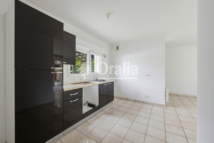 Image 9 sur 11 - Appartement  ·  Vente · St Jean D Illac (33127) · 3 pièces · 59m²