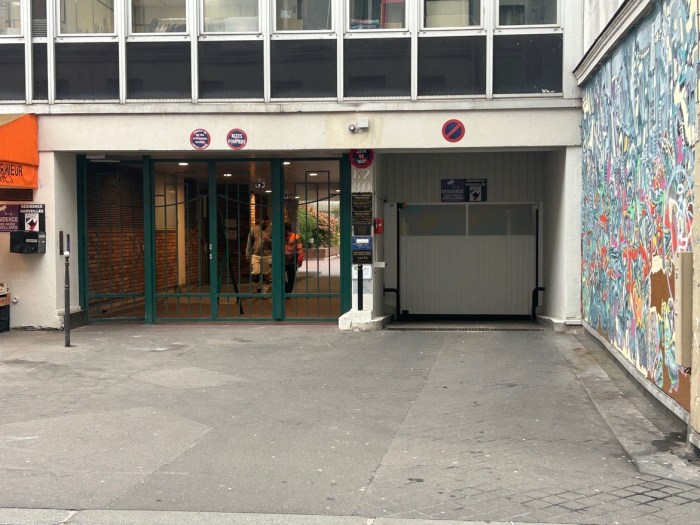 Image 1 sur 5 - Parking/box  ·  Vente · Paris (75011)