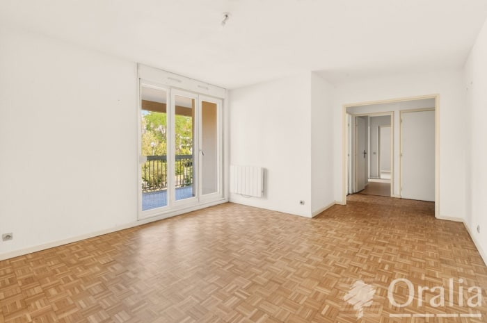 Image 1 sur 11 - Appartement  ·  Vente · Lyon (69008) · 3 pièces · 64m²