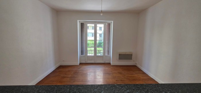 Image 2 sur 15 - Appartement  ·  Vente · Grenoble (38100) · 3 pièces · 58m²