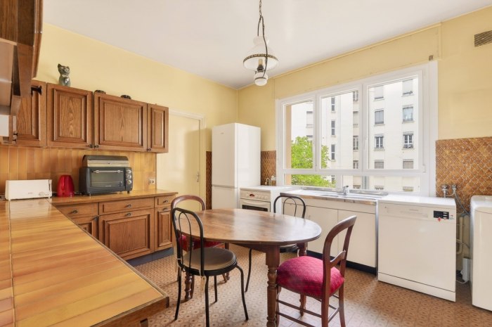 Image 8 sur 15 - Appartement  ·  Vente · Lyon (69006) · 5 pièces · 131m²