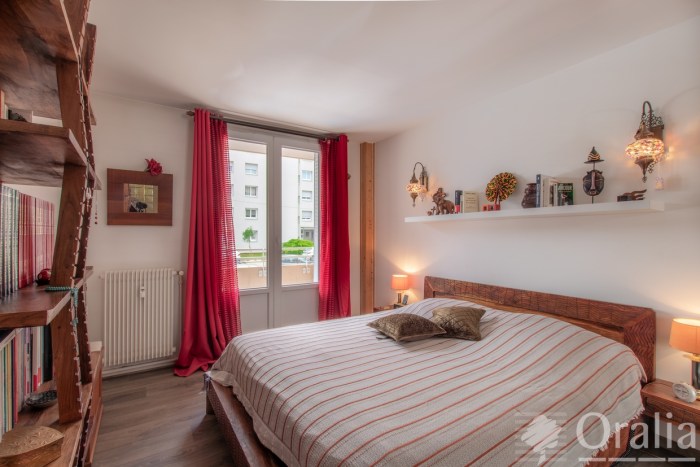 Image 7 sur 11 - Appartement  ·  Vente · Caluire Et Cuire (69300) · 4 pièces · 82m²