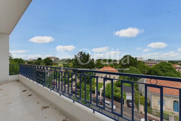 Image 7 sur 14 - Appartement  ·  Vente · Le Bouscat (33110) · 5 pièces · 126m²