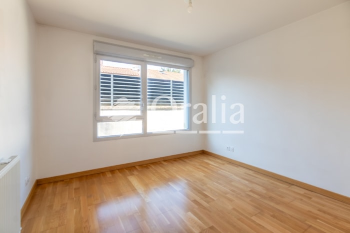 Image 6 sur 10 - Appartement  ·  Vente · Collonges Au Mont D Or (69660) · 61m²