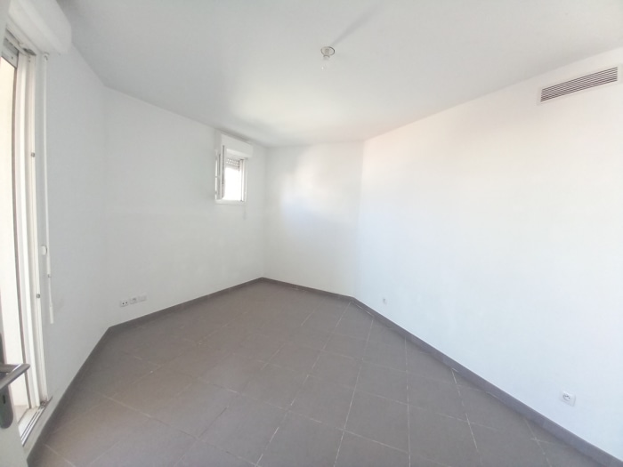 Image 10 sur 18 - Appartement  ·  Vente · Marseille (13008) · 2 pièces · 37m²