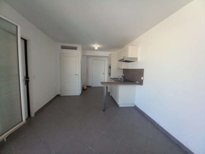 Image 6 sur 18 - Appartement  ·  Vente · Marseille (13008) · 2 pièces · 37m²