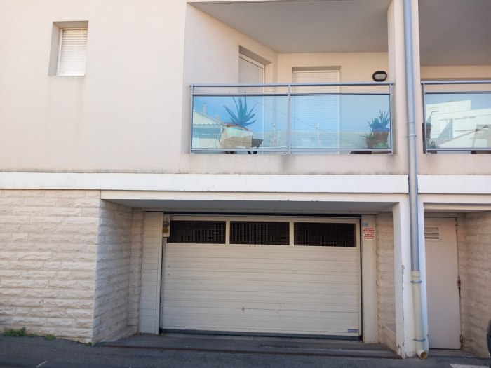 Image 14 sur 18 - Appartement  ·  Vente · Marseille (13008) · 2 pièces · 37m²