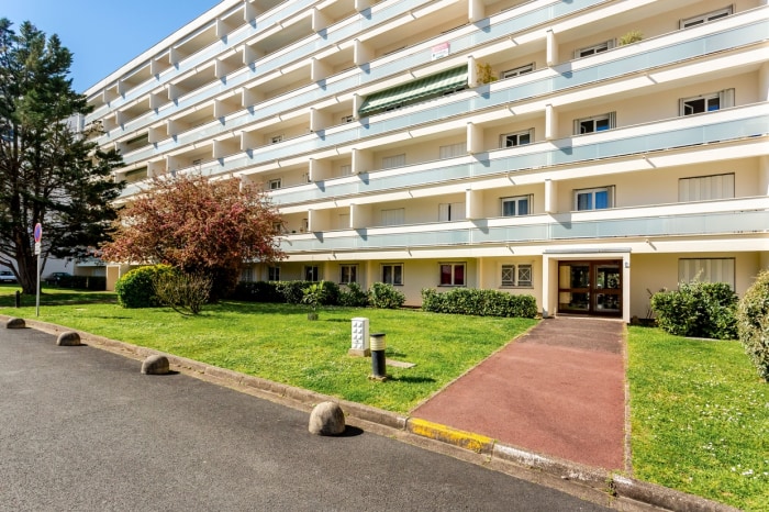 Image 2 sur 8 - Appartement  ·  Vente · Le Bouscat (33110) · 3 pièces · 71m²