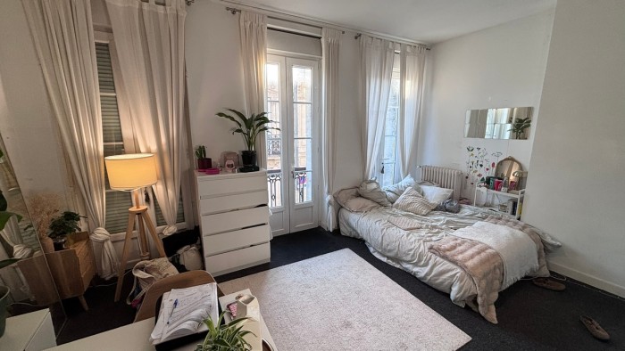Image 2 sur 11 - Immeuble  ·  Vente · Bordeaux (33000) · 148m²