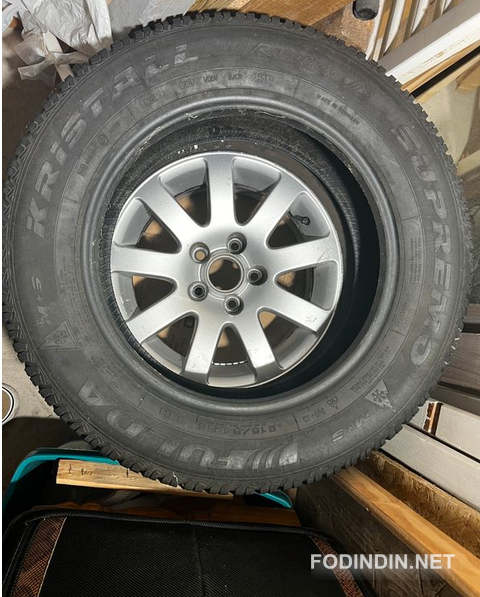 2 Pneus d'occasion 215/65/R16