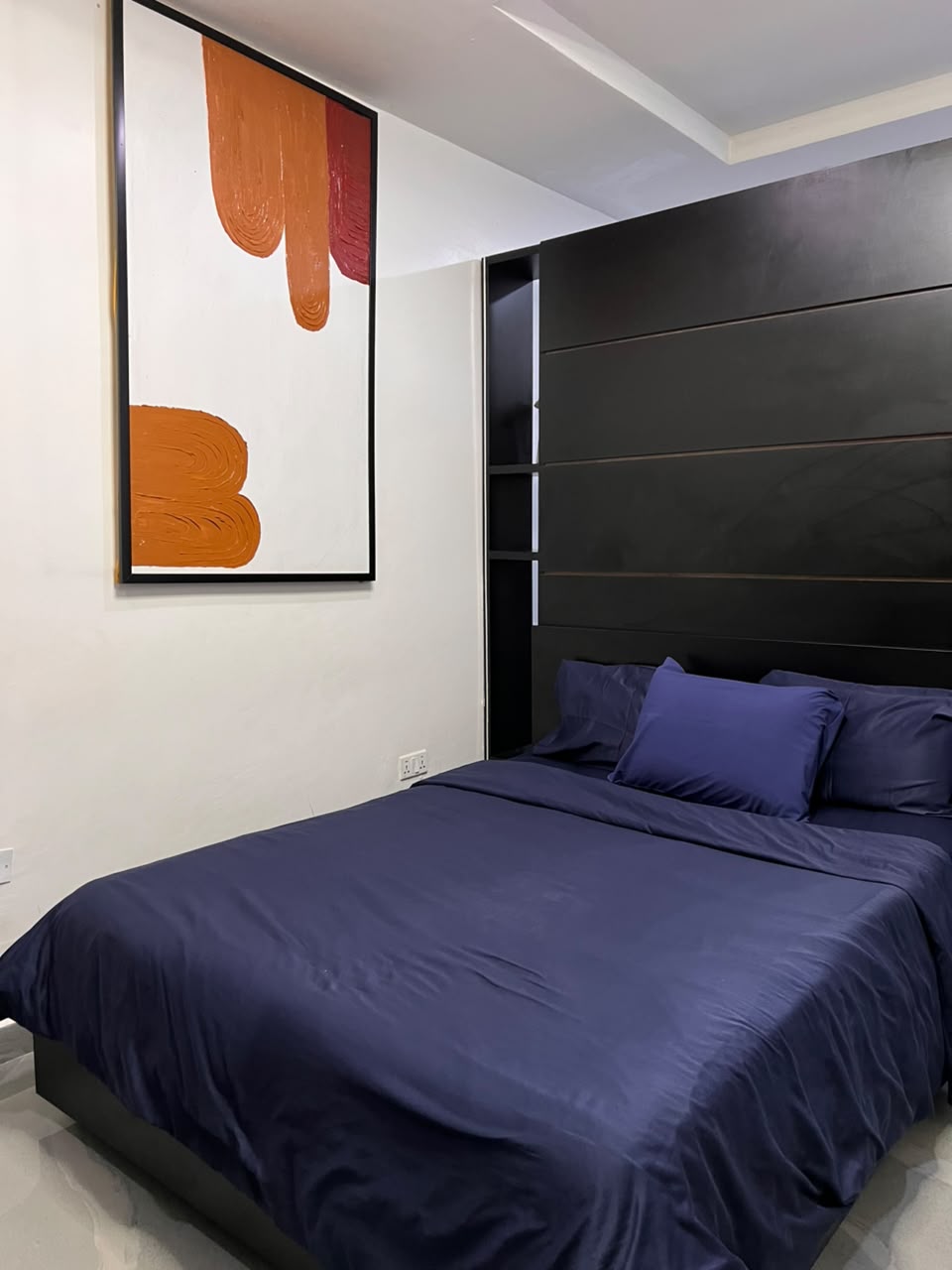 Single Room, Jabi