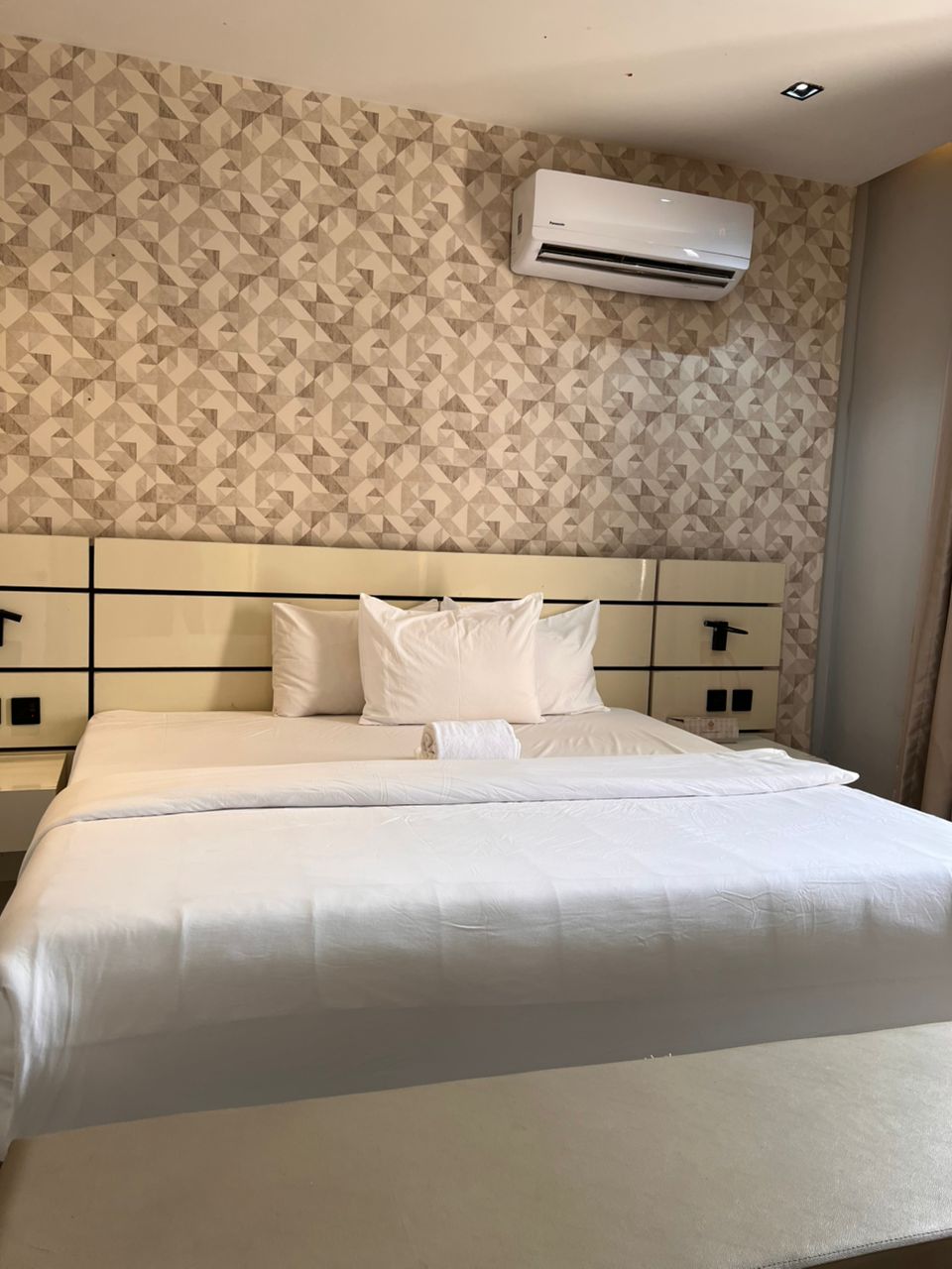 One Bedroom, Katampe Extension