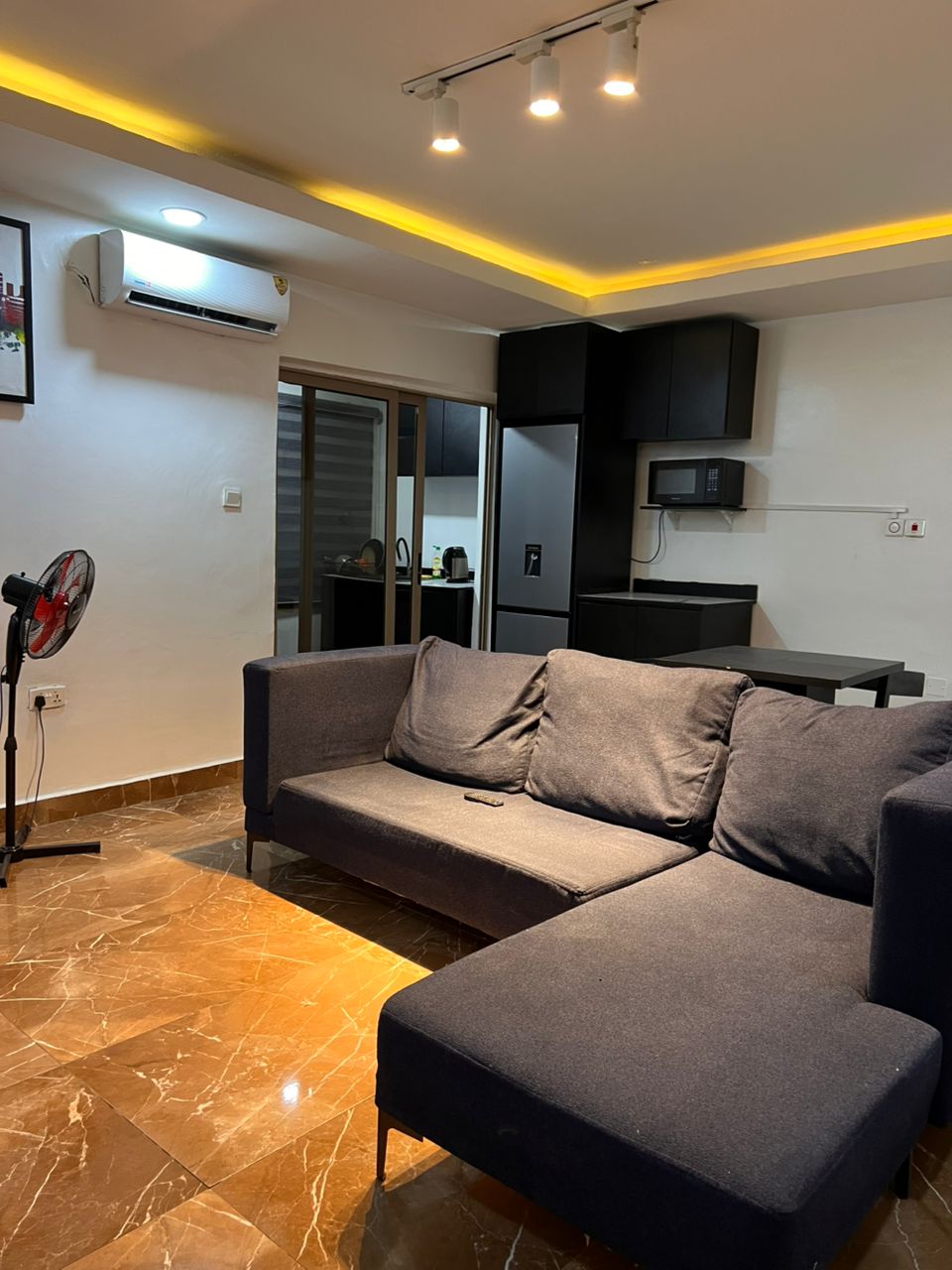 One Bedroom, Jabi