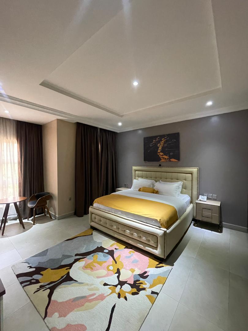 Studio Room, jahi