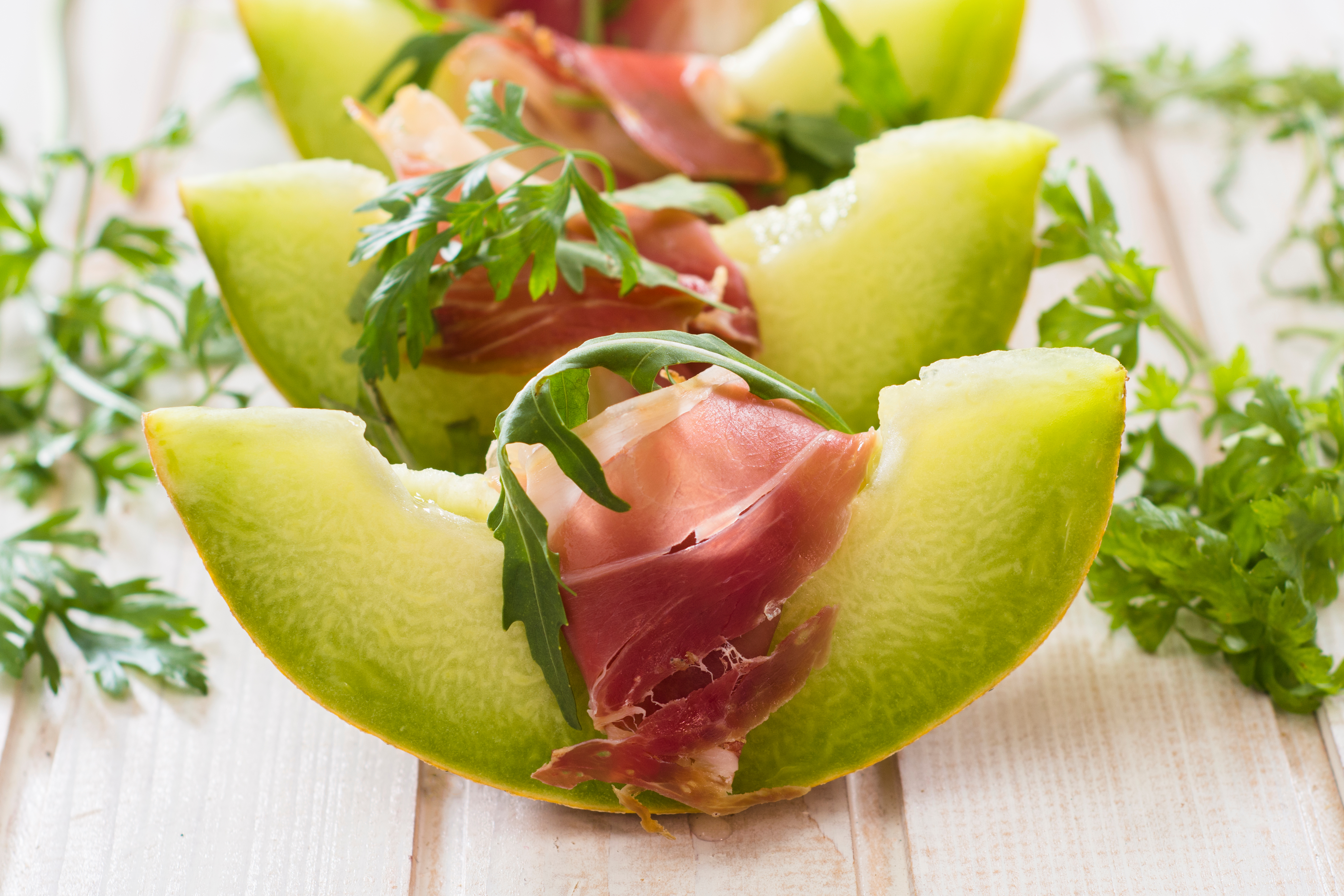 Athens Nutrition Experts Reveal Mediterranean Diet Secrets for Wellness