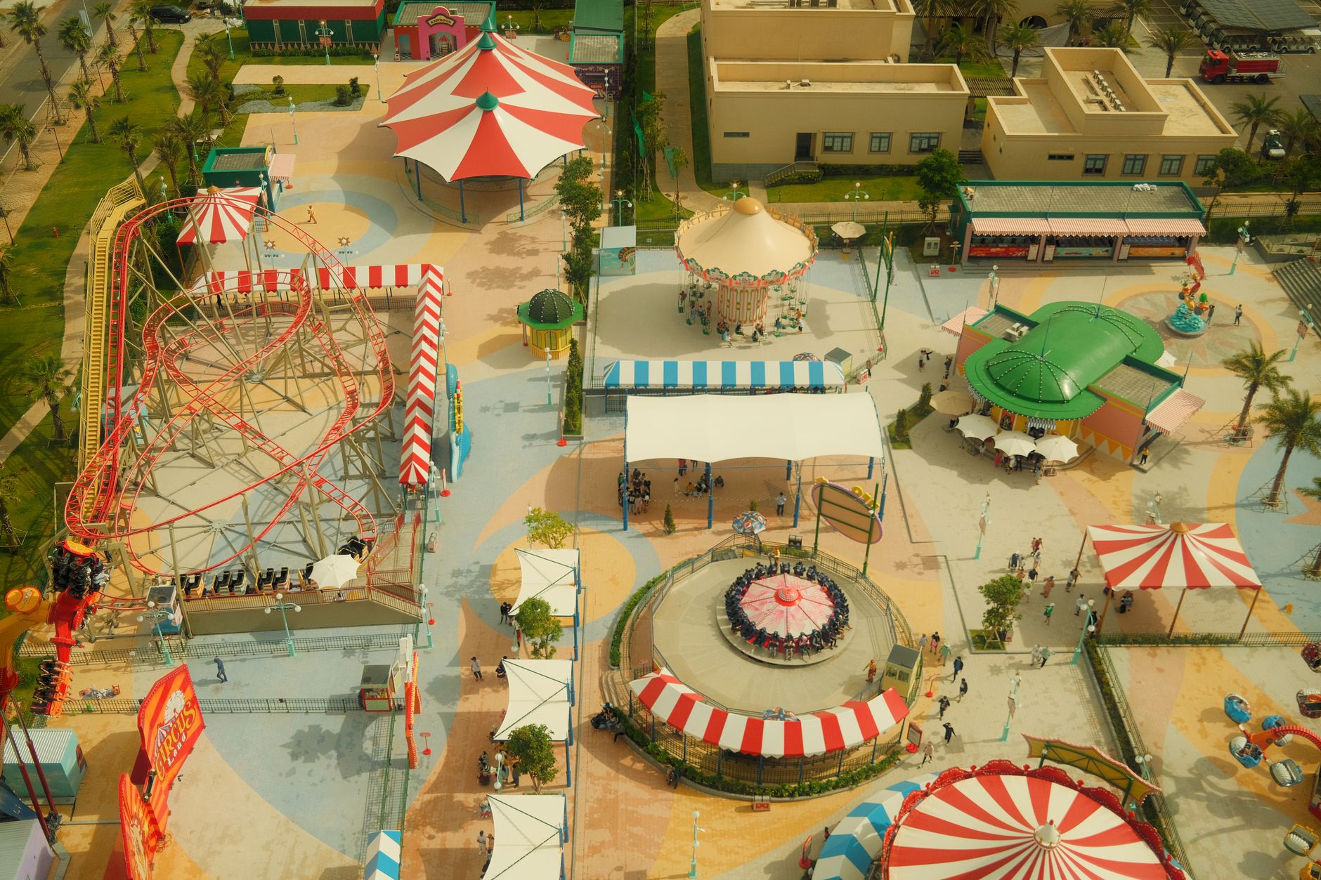 Doha's Top Family Activities: Theme Parks, Museums, Malls