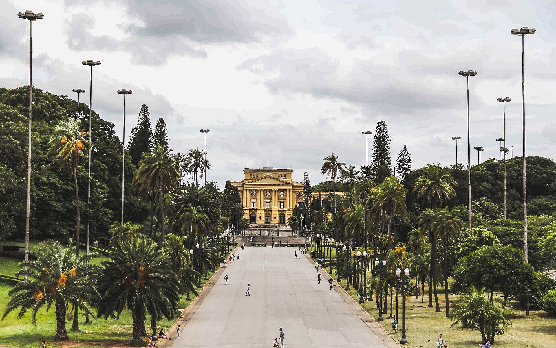 Museu do Ipiranga: história do Brasil no bairro do Ipiranga
