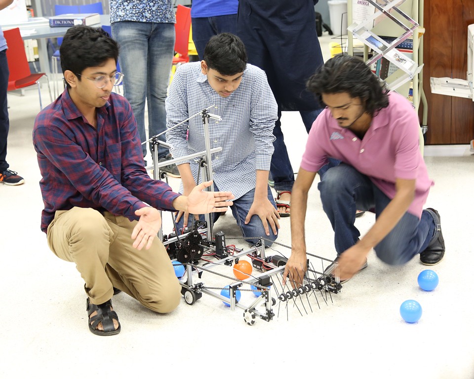 Dhaka Battles Digital Divide as Internet Access Expands