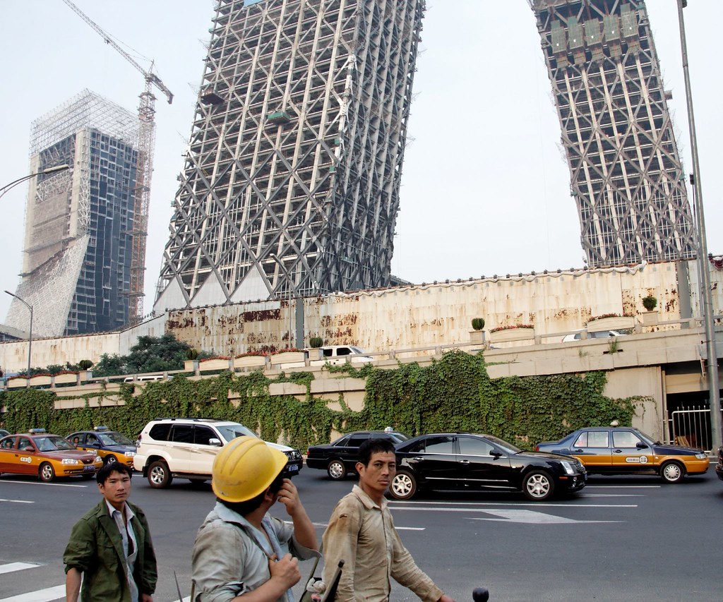 Beijing pursues structural reform targets through 2027, OECD analysis reveals