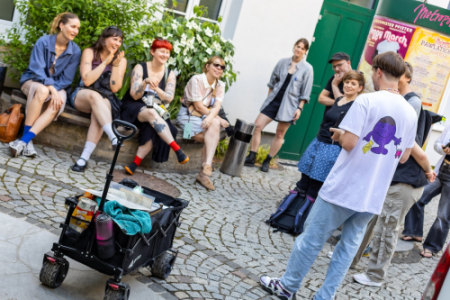 Hernals Popmusik Geschichte - Stadtspaziergang - Mo., 10.08.2026, 18:00 at Hernals (Wien), Kalvarienberggasse 33, 1170 Wien, Österreich