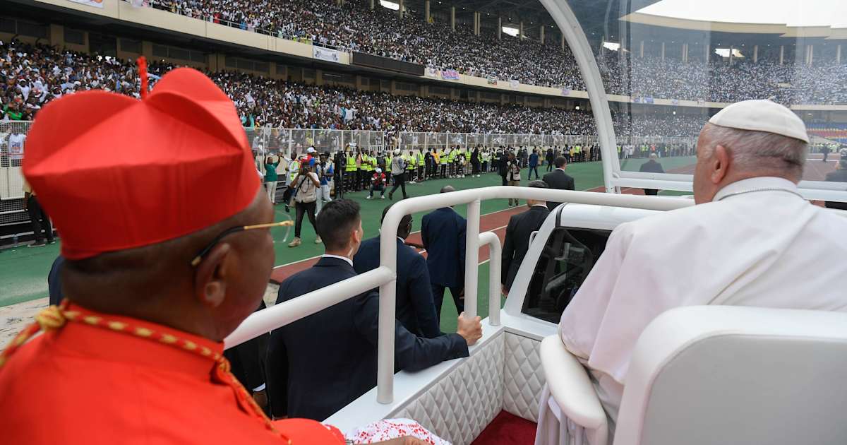 Priest, 5 students arrested for chants against president after Pope Francis event in DRC