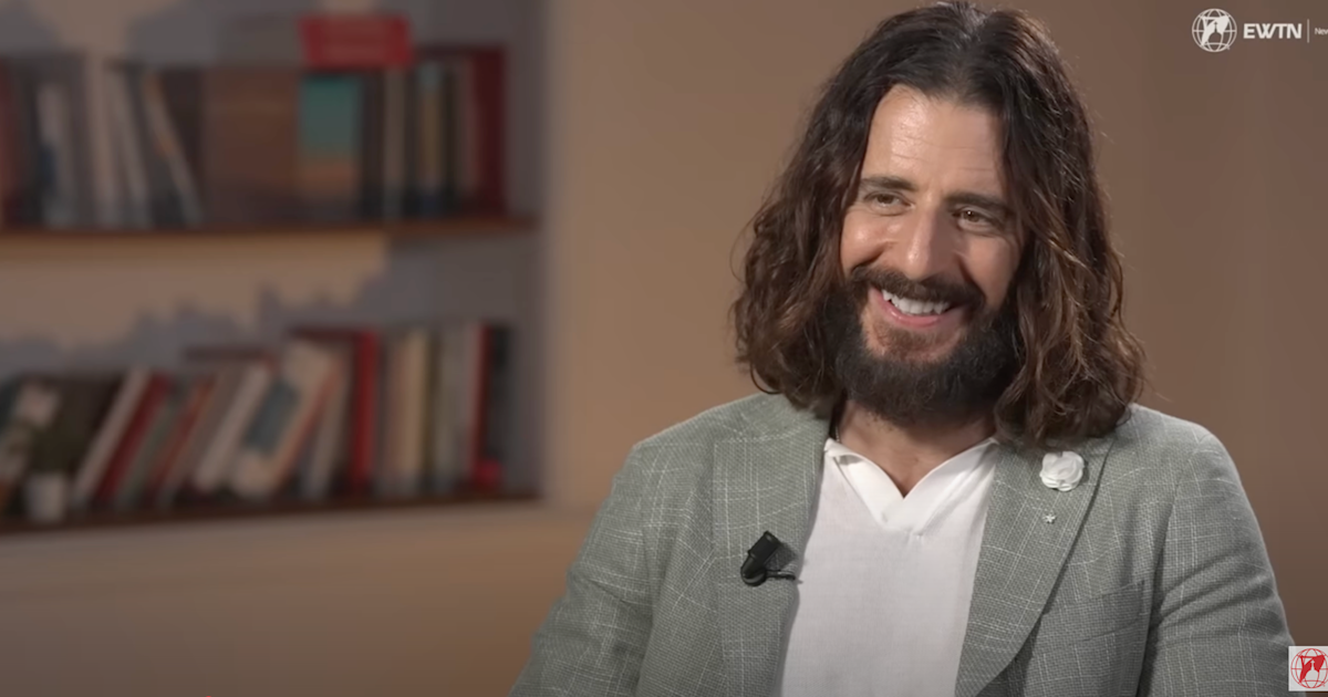 Jonathan Roumie meets the pope: ‘There was just a kindness on his face’