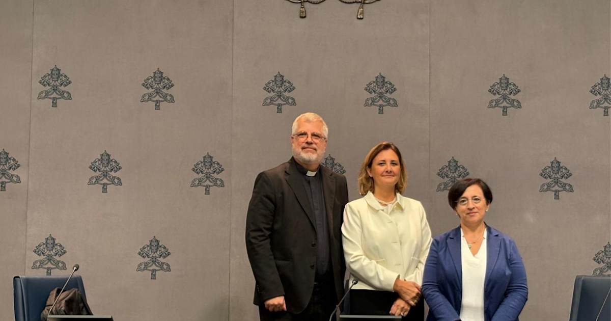10 years after Amoris Laetitia, bishops to discuss challenges of families at the Vatican