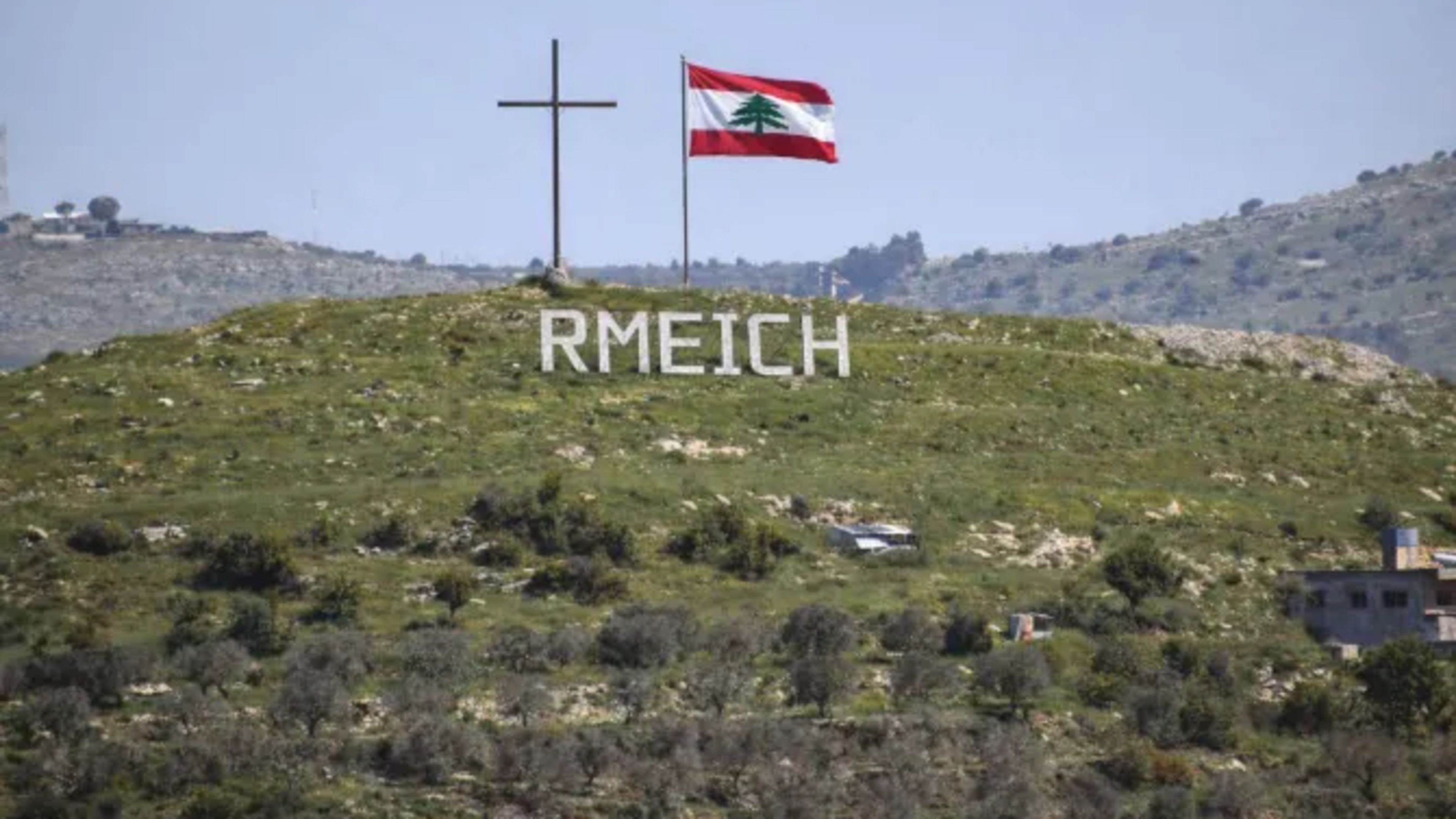 Christians in South Lebanon refuse to leave their towns as war escalates
